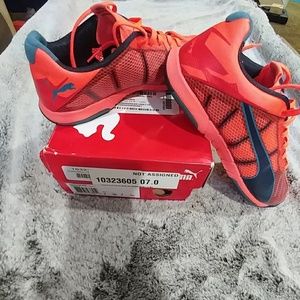 Puma Neon Lite 2.0 Indoor Soccer Shoes